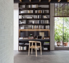 Стул MISS фабрика Molteni & C