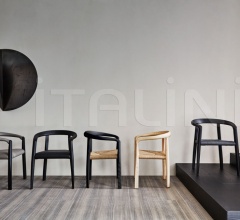 Стул MISS фабрика Molteni & C