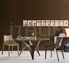 Стул OUTLINE фабрика Molteni & C