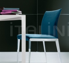 Стул DART фабрика Molteni & C