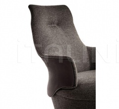 Кресло Assaya фабрика Poltrona Frau