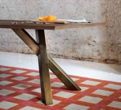 Стол обеденный GUSTAVE фабрика Miniforms