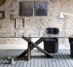 Стол обеденный TRIPODE Стол обеденный TRIPODE фабрика Miniforms