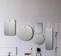 Настенное зеркало MIDDLE E LES BROTHERS Настенное зеркало MIDDLE E LES BROTHERS фабрика Miniforms