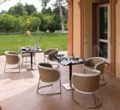 Кресло Sunny фабрика IPE Cavalli (Visionnaire)