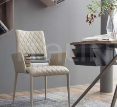 Стул с подлокотниками Kosmos фабрика Tonin Casa