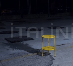 Итальянские Уличные столики - Столик Work is over Итальянские Уличные столики - Столик Work is over фабрика Diesel by Moroso