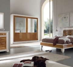 Настенное зеркало 8875 фабрика Bruno Piombini