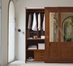 Шкаф 8892LI фабрика Bruno Piombini