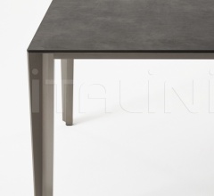 Стол обеденный Skin фабрика Desalto