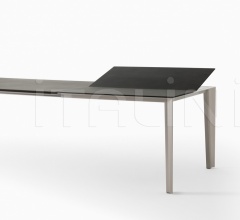 Стол обеденный Skin фабрика Desalto