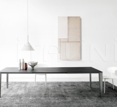 Стол обеденный Skin фабрика Desalto