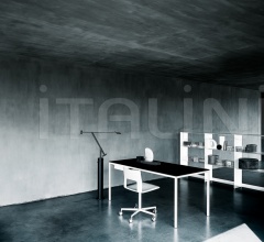 Итальянские Столы для конференц зала - Стол Helsinki office фабрика Desalto