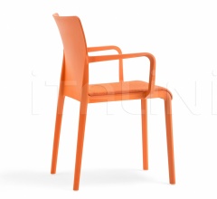 Стул с подлокотниками Volt 674/2 Стул с подлокотниками Volt 674/2 фабрика Pedrali