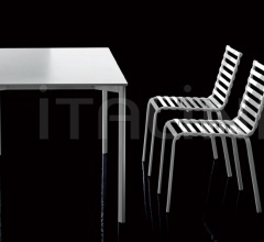 Стол обеденный Striped Стол обеденный Striped фабрика Magis