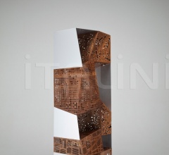 Книжный стеллаж Riddled Totem фабрика Horm