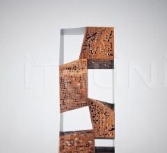 Книжный стеллаж Riddled Totem фабрика Horm