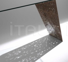 Стол обеденный Riddled table фабрика Horm