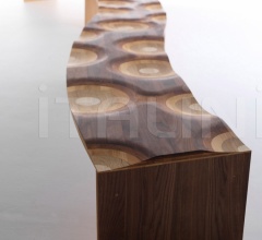 Скамья Ripples “Like a River” Скамья Ripples “Like a River” фабрика Horm