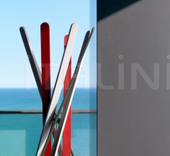 Итальянские Вешалки - Вешалка Twist фабрика Horm