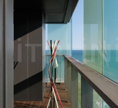 Итальянские Вешалки - Вешалка Twist фабрика Horm