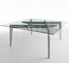 Стол обеденный Autoreggente Squared фабрика Horm