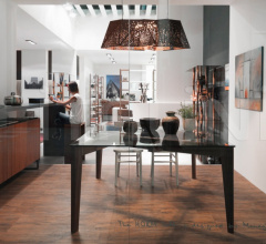 Стол обеденный Autoreggente Squared фабрика Horm