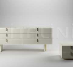 Тумбочка Fine Collection Bedside Table Тумбочка Fine Collection Bedside Table фабрика Paolo Castelli