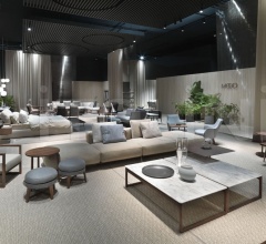 Журнальный столик Brig фабрика Flexform