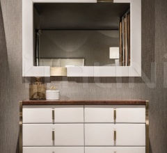 Настенное зеркало Trilogy R Настенное зеркало Trilogy R фабрика Capital Decor