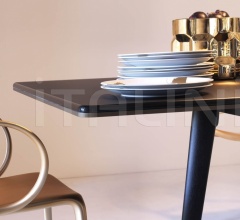 Стол обеденный Francois Стол обеденный Francois фабрика Driade