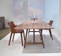 Стол обеденный Easel Стол обеденный Easel фабрика Driade