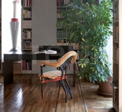 Стул с подлокотниками LIBA Стул с подлокотниками LIBA фабрика Driade