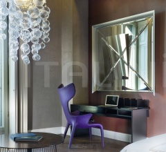 Настенное зеркало OSMOND Настенное зеркало OSMOND фабрика Driade