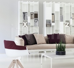 Журнальный столик YALE low table Журнальный столик YALE low table фабрика Mdf Italia