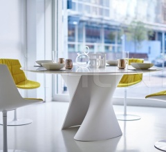 Стол обеденный S TABLE Стол обеденный S TABLE фабрика Mdf Italia