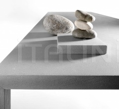 Стол обеденный TENSE MATERIAL Стол обеденный TENSE MATERIAL фабрика Mdf Italia