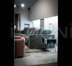 Итальянские Тумбочки прикроватные - Тумбочка MEMO high Итальянские Тумбочки прикроватные - Тумбочка MEMO high фабрика Baxter