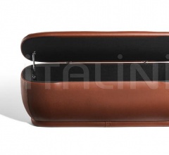 Итальянские Пуфы - Пуф Lepli фабрика Poltrona Frau