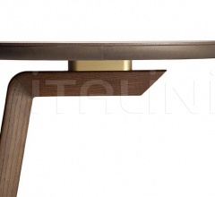 Столик Fidelio Столик Fidelio фабрика Poltrona Frau