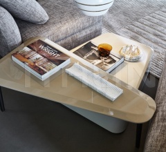 Столик BELSIZE фабрика Molteni & C