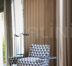 Итальянские Предметы интерьера - Настенное зеркало BIRK Итальянские Предметы интерьера - Настенное зеркало BIRK фабрика Meridiani