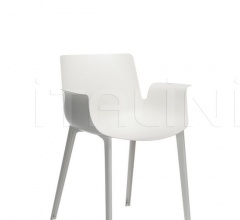 Итальянские  - Стул с подлокотниками PIUMA Итальянские  - Стул с подлокотниками PIUMA фабрика Kartell