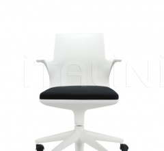 Итальянские Кресла офисные - Кресло Spoon Chair Итальянские Кресла офисные - Кресло Spoon Chair фабрика Kartell