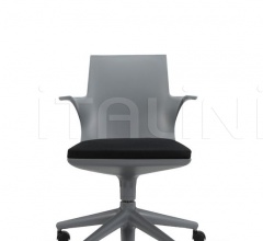 Итальянские Кресла офисные - Кресло Spoon Chair Итальянские Кресла офисные - Кресло Spoon Chair фабрика Kartell
