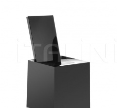 Стул Miss Less Стул Miss Less фабрика Kartell