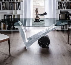 Стол обеденный Viola d'amore фабрика Cattelan Italia