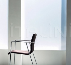 Стул с подлокотниками Bee 2572 фабрика Bross Italia