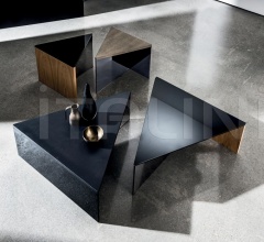 Столик Regolo Triangular Столик Regolo Triangular фабрика Sovet italia