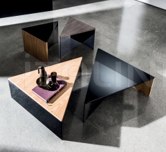 Столик Regolo Triangular Столик Regolo Triangular фабрика Sovet italia